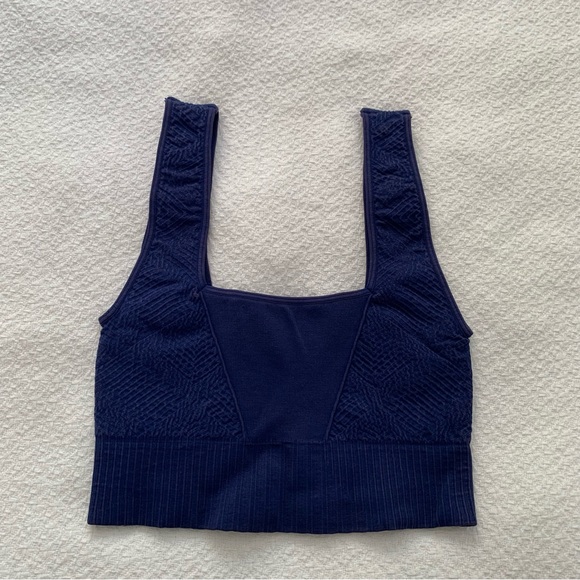 Free People Movement Good Karma Tile Textured two piece leggings and bra set - Picture 11 of 16